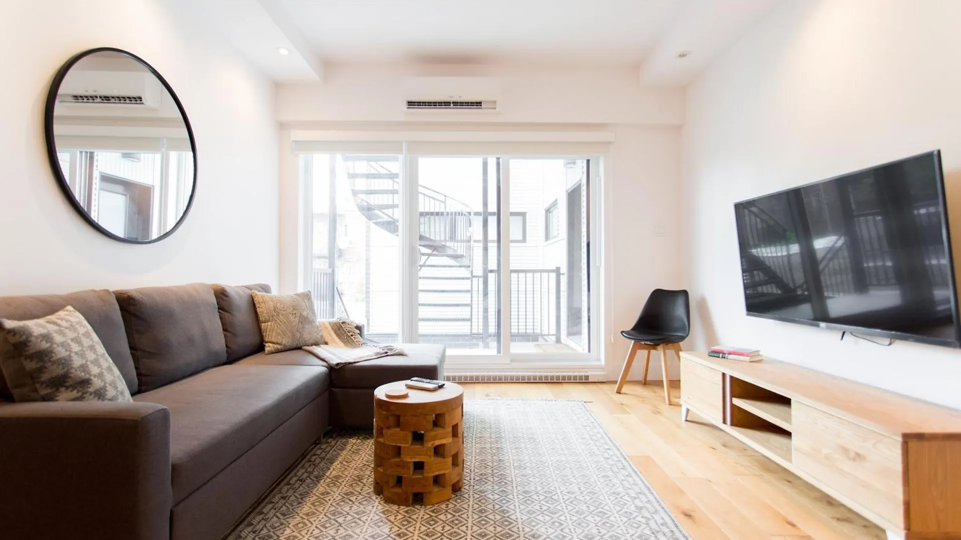 Hip, Stylish Apartment In Little Italy By Den Stays A Montreal 0*,  Canada